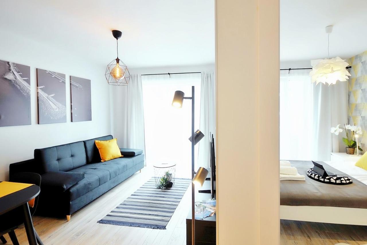 Apartament Andar Z Miejscem Parkingowym Колобжег Экстерьер фото